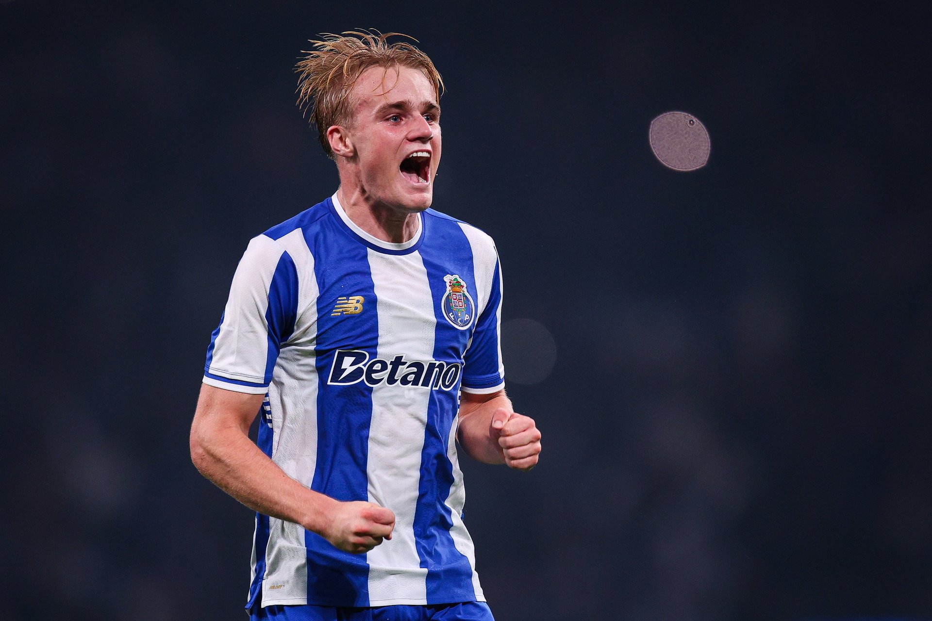 Froholdt quer continuar no FC Porto